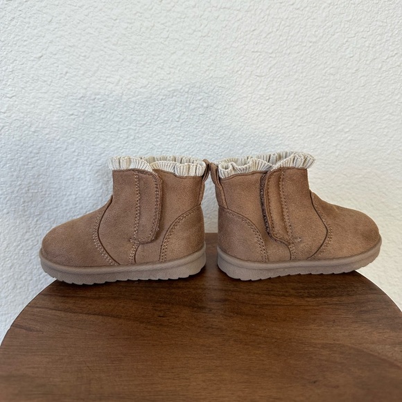 Wonder Nation Infant Girl Size 3 Brown Faux Suede Ruffle Bow Ankle Boots - Picture 2 of 10